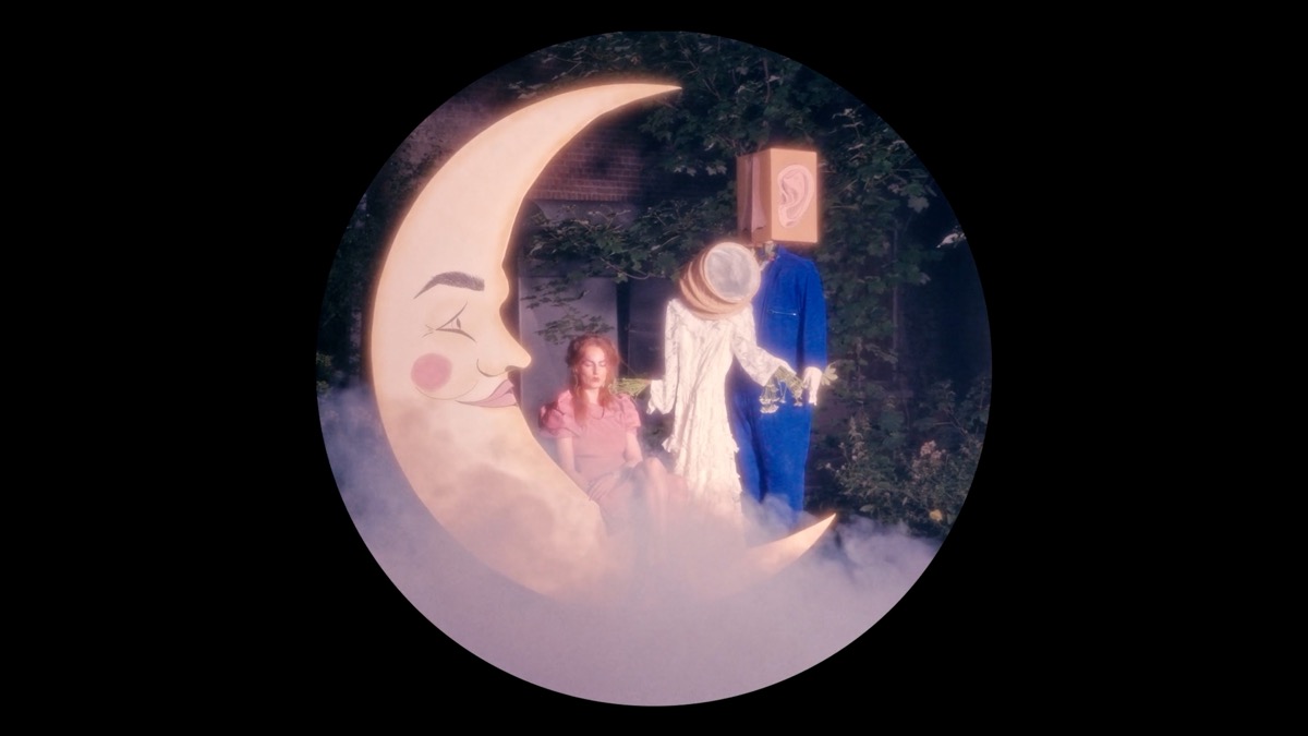 Videographer Antwerp – I Am The Moon music video for Alderson